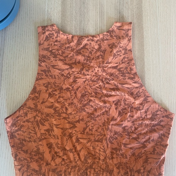 REI Crop - Hiking / Athletic - Picture 2 of 3